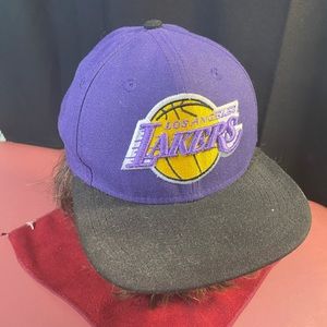 Lakers one size fit all purple and black color embroidered